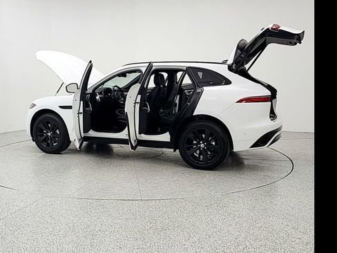 Used 2026 Jaguar F-PACE R-Dynamic S AWD/4WD image 12