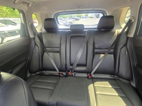 Used 2023 Nissan Rogue SL w/ SL Premium Package AWD/4WD image 18