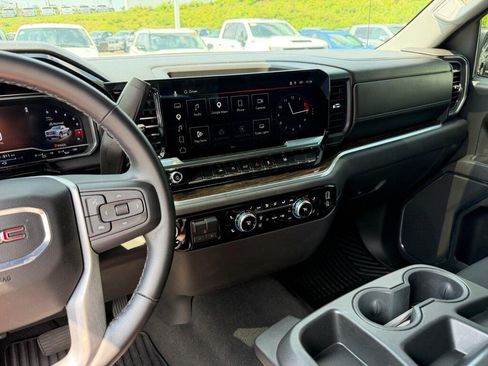 Used 2025 GMC Sierra 1500 Elevation RWD image 7