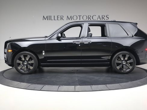Certified 2022 Rolls-Royce Cullinan w/ Dark Exterior Package image 3