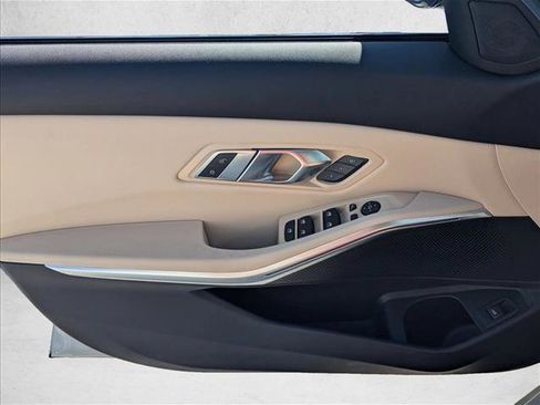 Used 2023 BMW 330i Sedan w/ Driving Assistance Package image 10