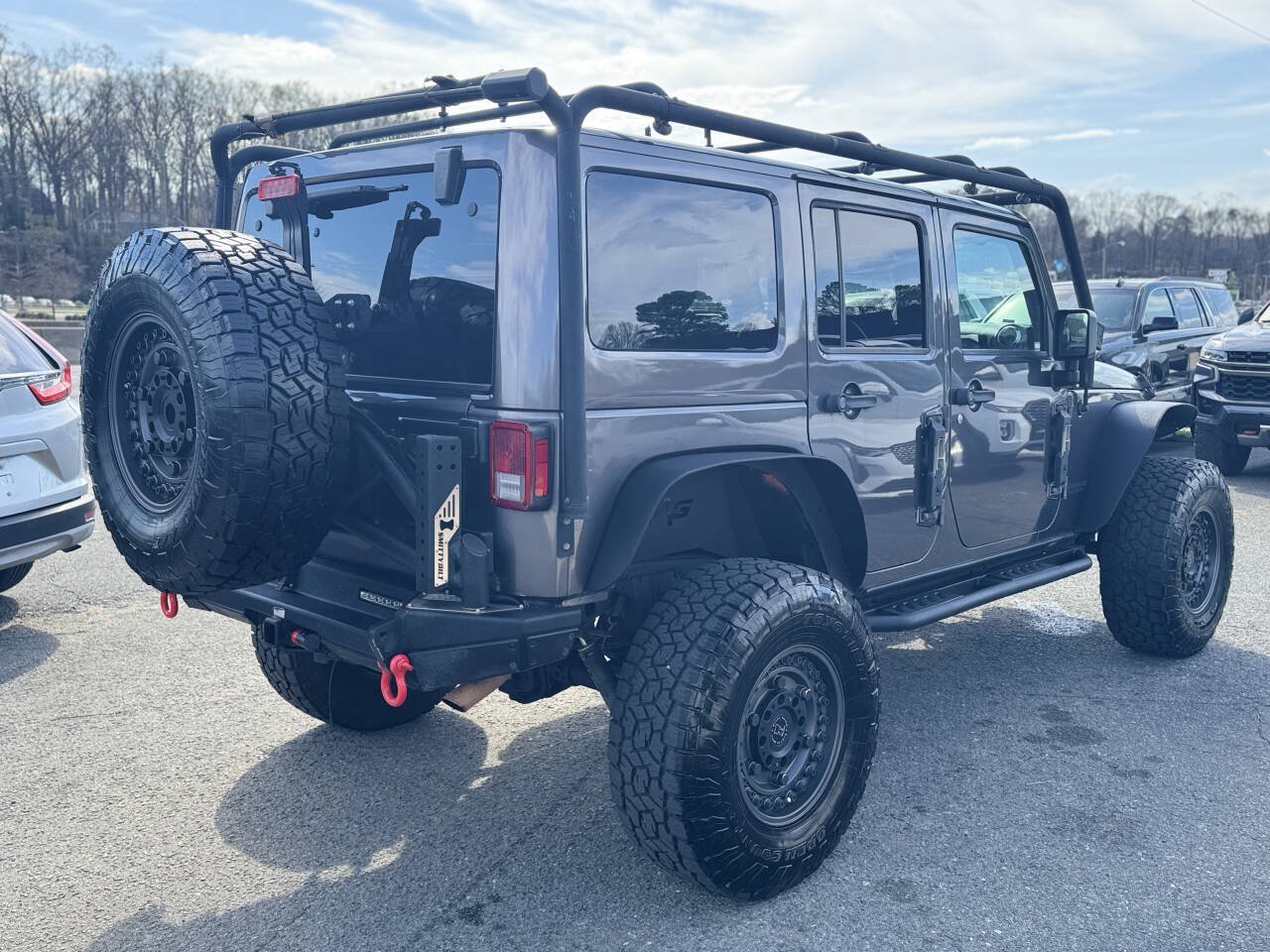 Used 2016 Jeep Wrangler Unlimited Rubicon AWD/4WD image 5