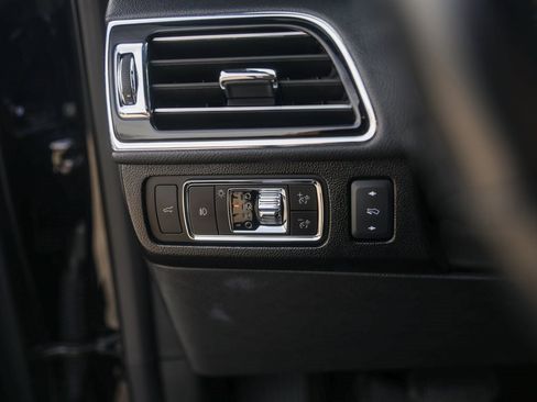 Used 2024 Lincoln Navigator Reserve image 14