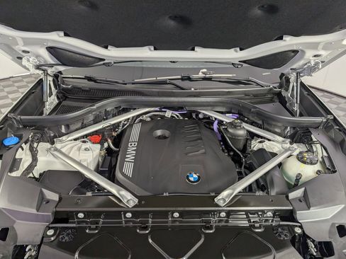 Used 2026 BMW X5 xDrive40i w/ Premium Package AWD/4WD image 21