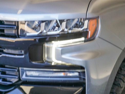Used 2022 Chevrolet Silverado 1500 LT Trail Boss w/ Safety Package image 5