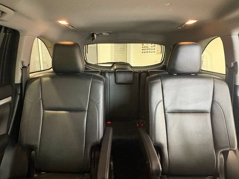 Used 2018 Toyota Highlander XLE AWD/4WD image 10