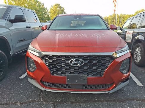 Used 2019 Hyundai Santa Fe SE AWD/4WD image 2