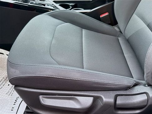 Used 2023 Kia Niro LX image 19