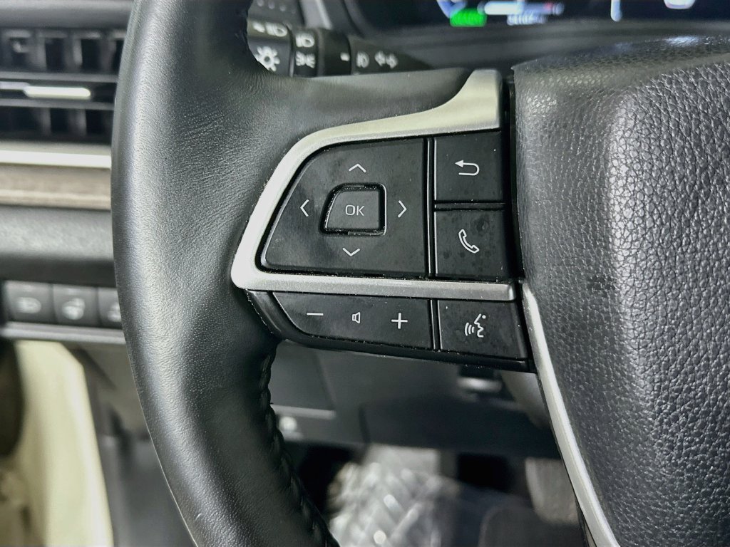 Used 2024 Toyota Grand Highlander AWD Hybrid image 16