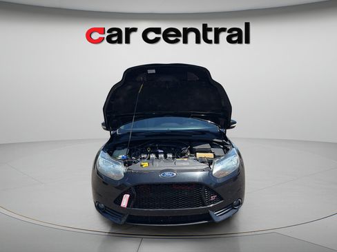 Used 2014 Ford Focus ST FWD image 9