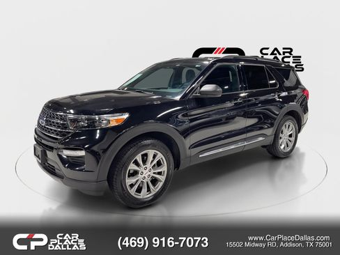 Used 2020 Ford Explorer XLT w/ Equipment Group 202A AWD/4WD image 3