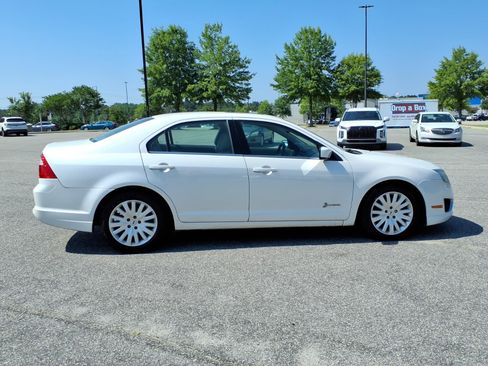 Used 2012 Ford Fusion Hybrid FWD image 26