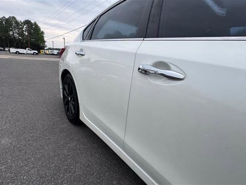 Used 2016 Nissan Altima 2.5 SV w/ Convenience Package FWD image 21