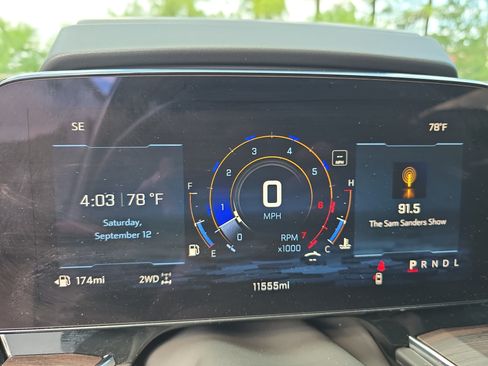 Used 2025 Chevrolet Tahoe Premier AWD/4WD image 20