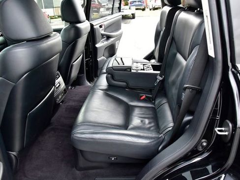 Used 2011 Lexus LX 570 4WD image 15