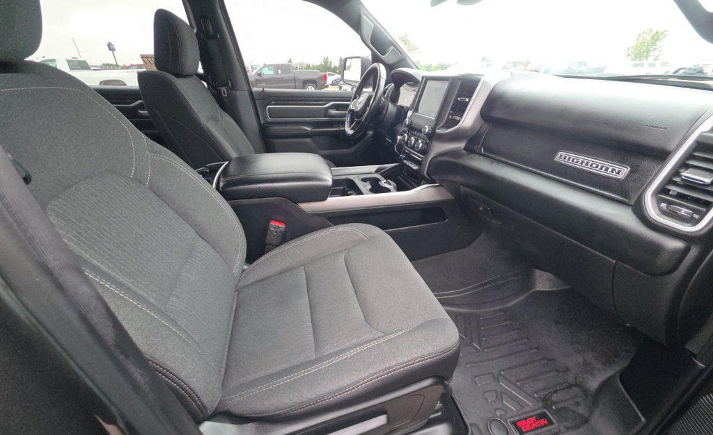 Used 2020 RAM 1500 Big Horn AWD/4WD image 3