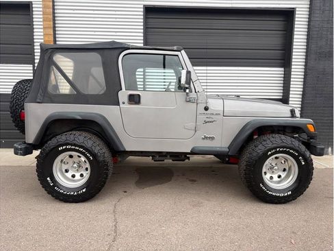 Used 2000 Jeep Wrangler Sport AWD/4WD image 10