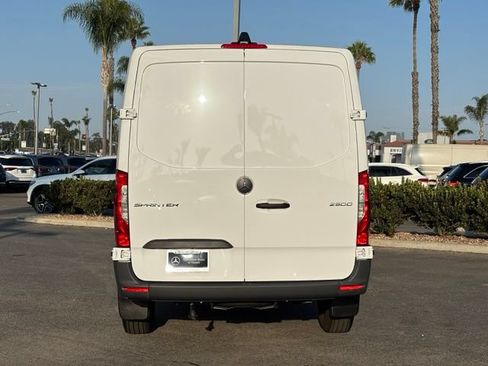 Used 2026 Mercedes-Benz Sprinter 2500 image 31