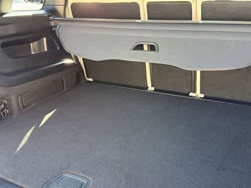 Certified 2025 Mercedes-Benz GLB 250 4MATIC image 33