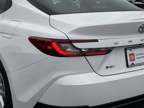 Used 2025 Toyota Camry LE FWD image 9
