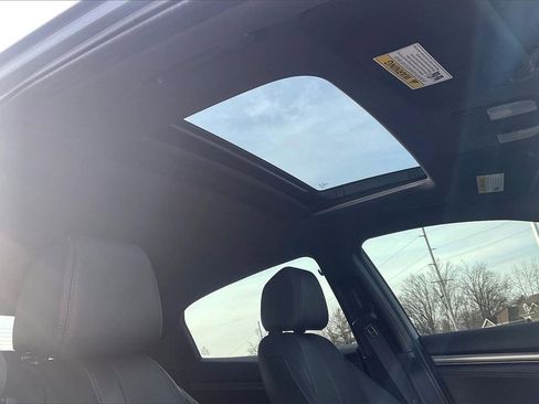 Used 2018 Honda Civic EX-L image 12