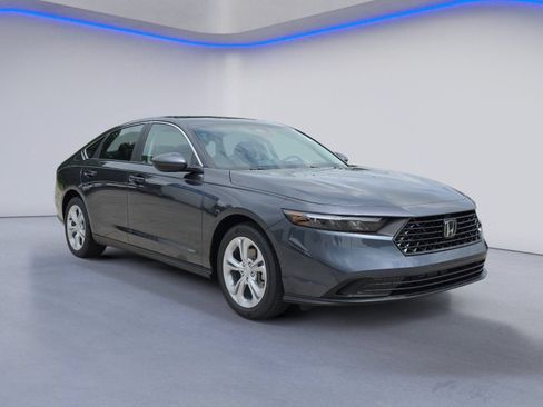 New 2026 Honda Accord LX image 6