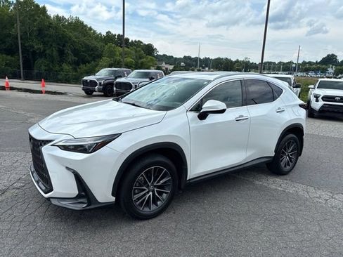 Used 2022 Lexus NX 350 AWD image 3