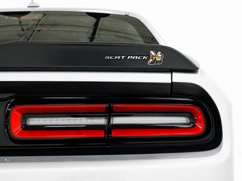 Used 2022 Dodge Challenger R/T Scat Pack image 35