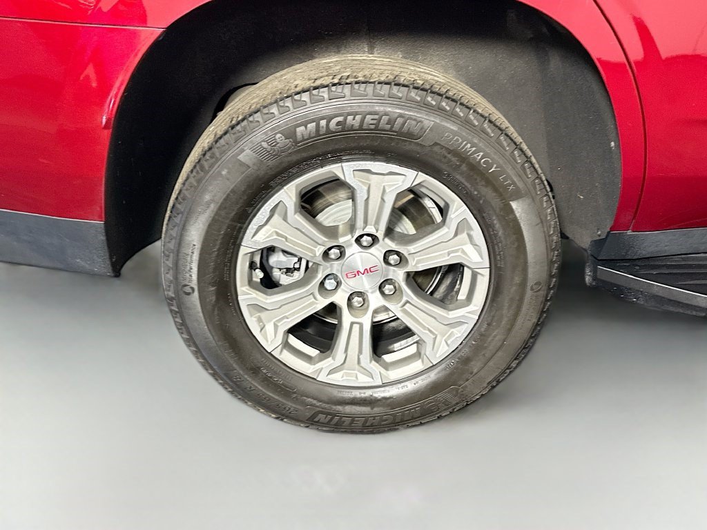 Used 2023 GMC Yukon SLE RWD image 32