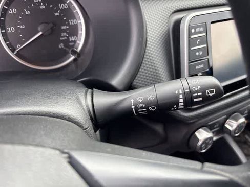 Used 2024 Nissan Kicks S image 17