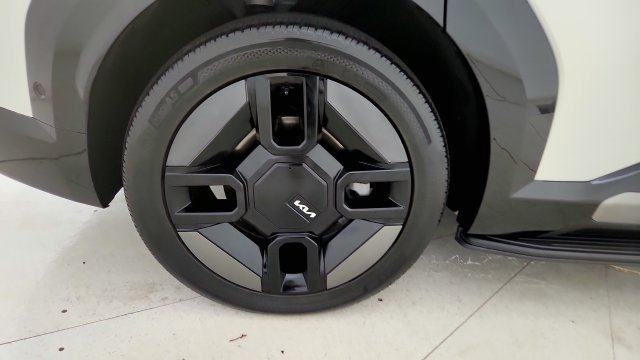 Used 2024 Kia EV9 GT-Line AWD/4WD image 85