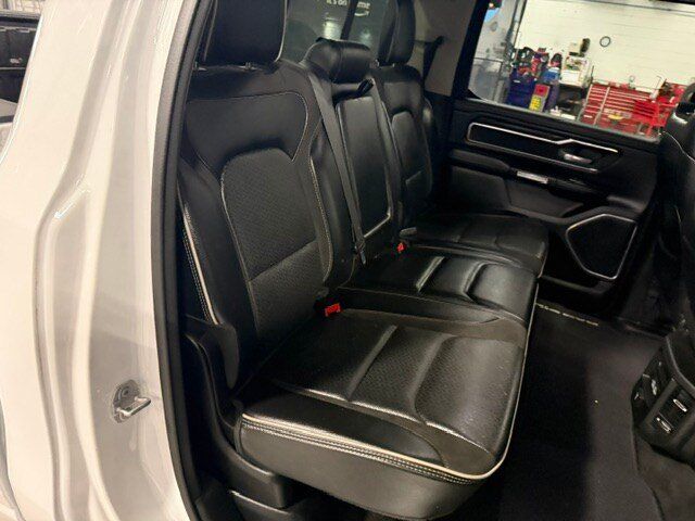 Used 2022 RAM 1500 Laramie w/ Off Road Group AWD/4WD image 15