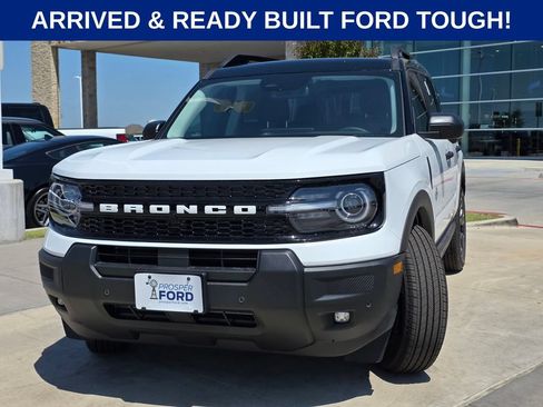 New 2026 Ford Bronco Sport Outer Banks w/ Outer Banks Tech Package+ AWD/4WD image 2