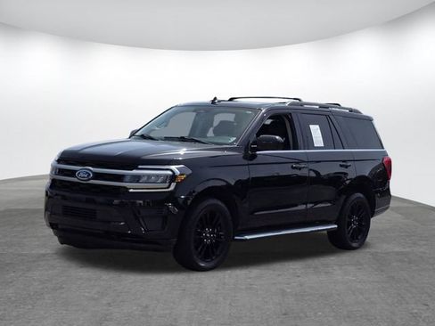 Used 2023 Ford Expedition XLT AWD/4WD image 7