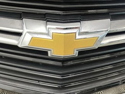 Used 2024 Chevrolet Equinox LT FWD image 8