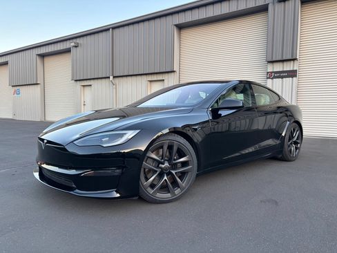 Used 2023 Tesla Model S AWD/4WD image 5