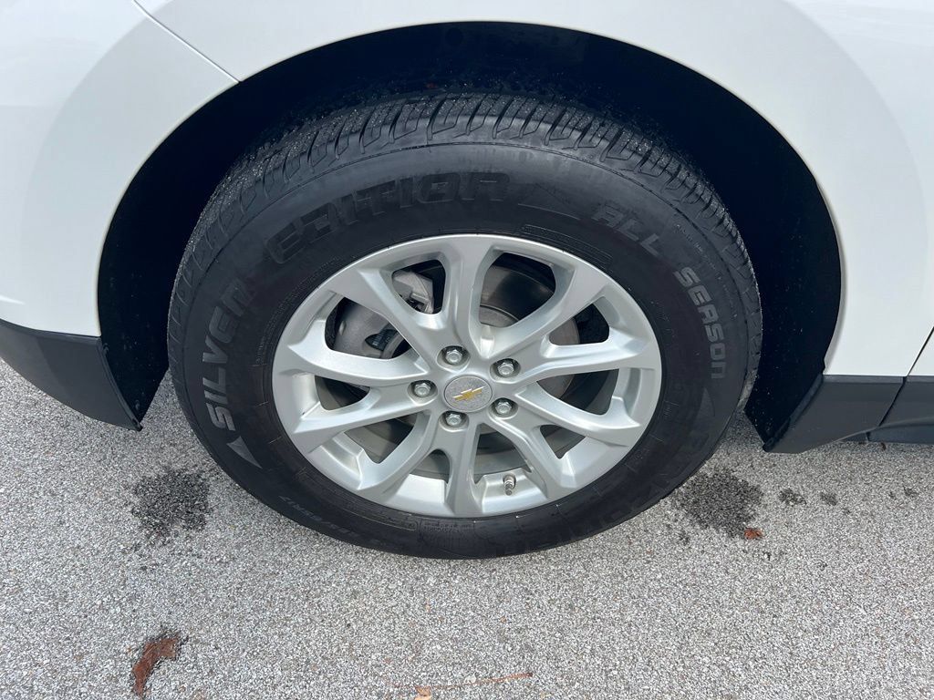 Used 2020 Chevrolet Equinox LT AWD/4WD image 13