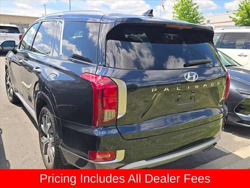 Used 2022 Hyundai Palisade Limited w/ Cargo Package FWD image 9