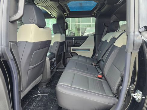 New 2026 GMC Hummer EV SUV w/ LPO, Dark Essentials Package image 17