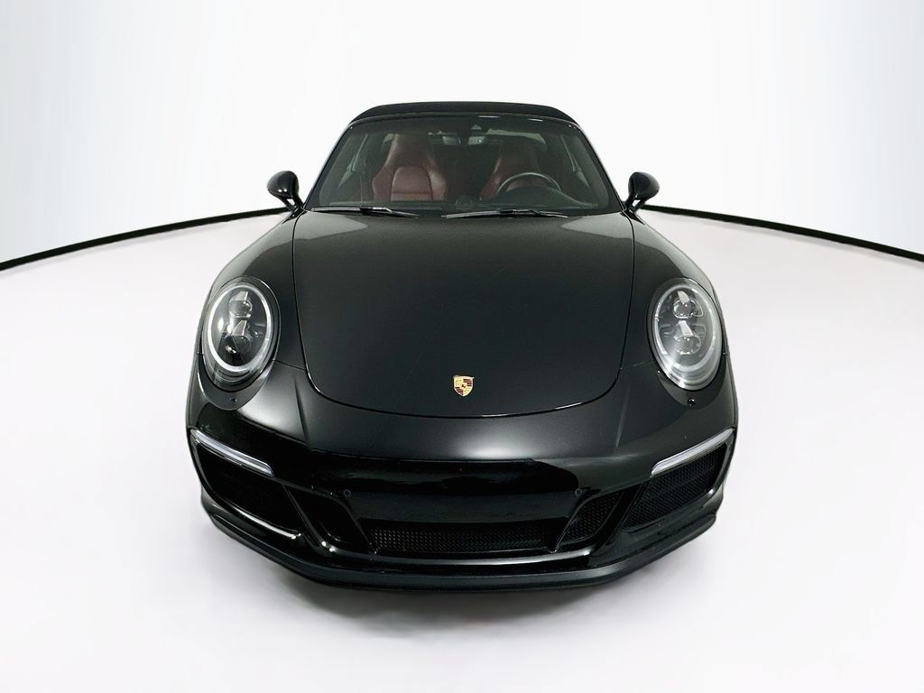 Used 2018 Porsche 911 Targa 4 GTS AWD/4WD image 3