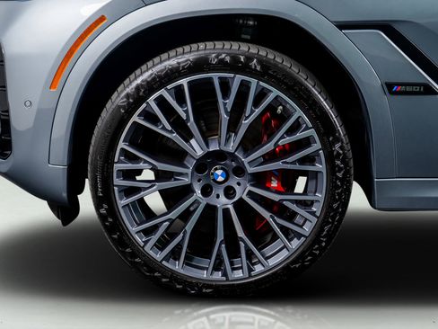 Used 2024 BMW X6 M60i image 17