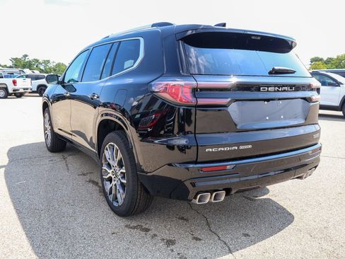 New 2027 GMC Acadia Denali Ultimate w/ LPO, Floor Liner Package AWD/4WD image 34