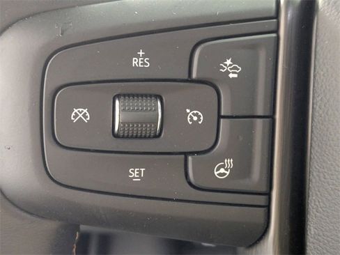 Used 2021 GMC Yukon XL AT4 image 17