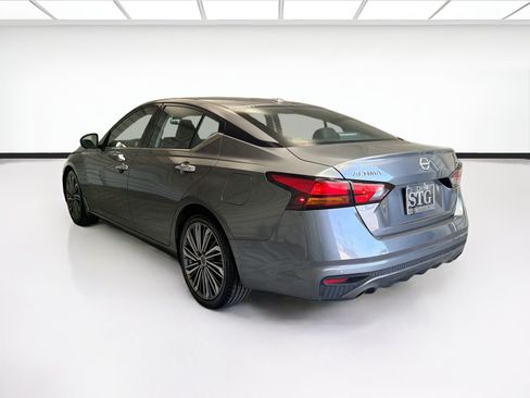 Used 2023 Nissan Altima 2.5 SL FWD image 6