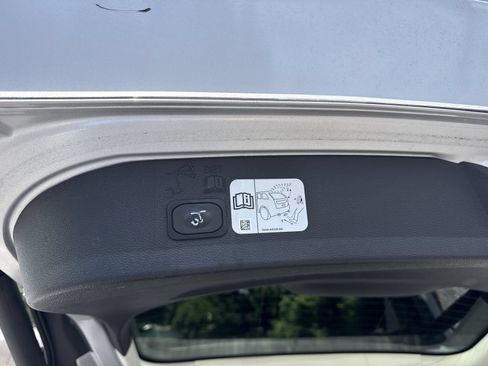 Used 2019 Ford Escape Titanium AWD/4WD image 30
