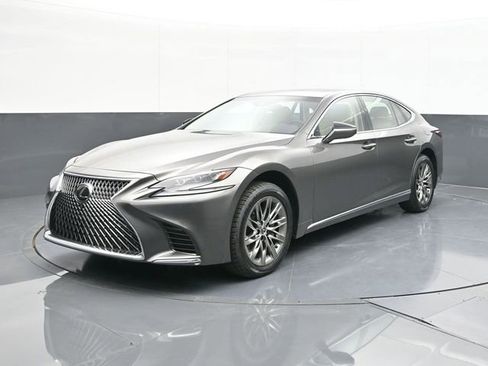 Used 2018 Lexus LS 500 image 3