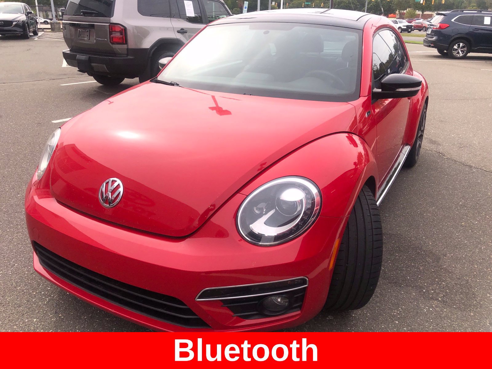 Used 2013 Volkswagen Beetle R-Line FWD image 2
