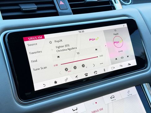 Used 2019 Land Rover Range Rover Sport SVR image 18