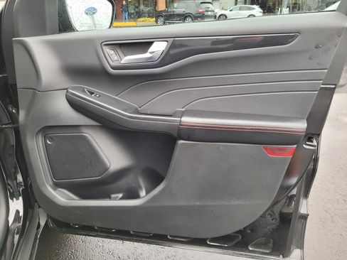 Used 2025 Ford Escape ST-Line image 22