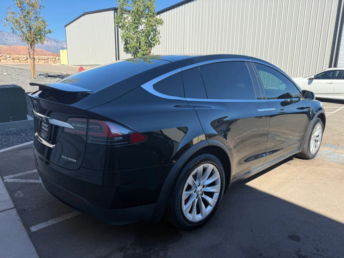 Used 2019 Tesla Model X Performance AWD/4WD image 8